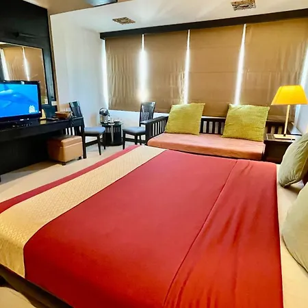 Siam Piman Hotel