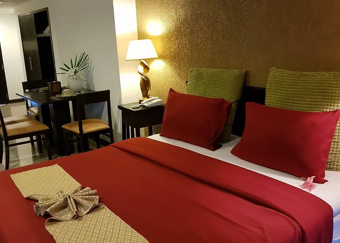 Siam Piman Hotel 4*