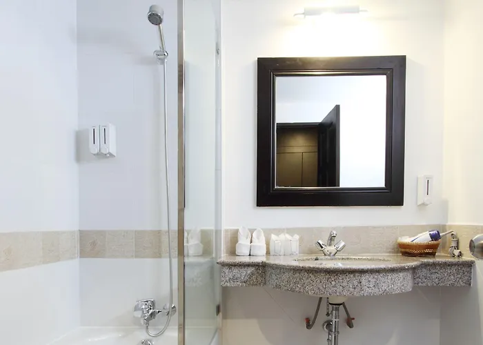 Siam Piman Hotel